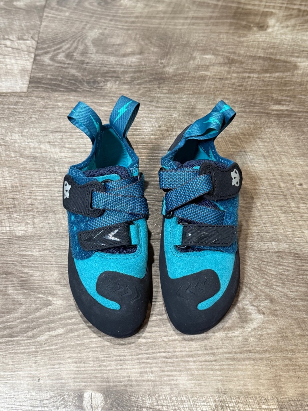 Nwt Evolv Kira Climbing Shoe - Women's Size 4